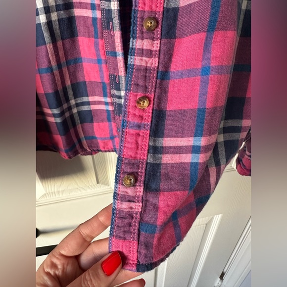 Abercrombie & Fitch Plaid Pink and different shades of blue Size Large - Picture 5 of 9